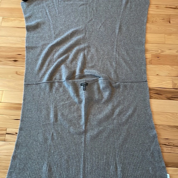 Halogen turtleneck cashmere poncho wearable blanket - Picture 2 of 4